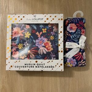 Loulou Lollipop Floral Muslin Quilt